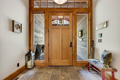 Experience refined mountain living in this exceptional Whitehawk - photo 4