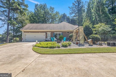 Welcome to Lake Redwine, one of Newnan's most desired - photo 20