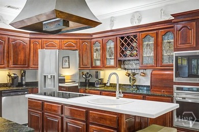 Welcome to this beautiful maintained home nestled on 1.34 acres - photo 21