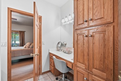 Enjoy the perfect blend of golf, lake and resort-style living in - photo 30