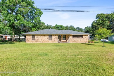 Vermilion River - Vermilion Parrish Home For Sale in Abbeville Louisiana