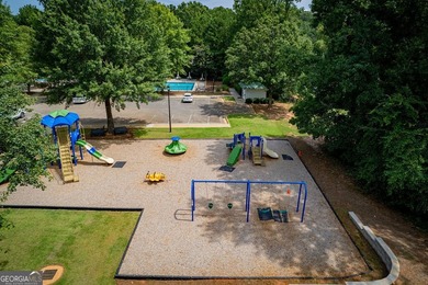 Welcome to Lake Redwine, one of Newnan's most desired - photo 33