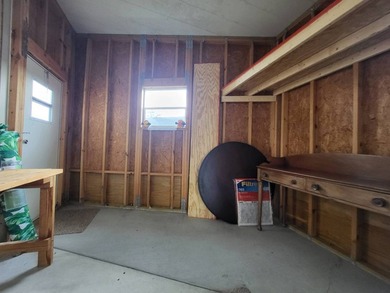 MOTIVATED SELLER! This is the newest home on the market in - photo 33