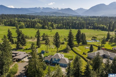 Welcome to a truly exceptional Olympic Peninsula custom built - photo 2