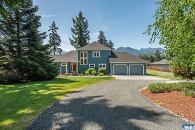 Welcome to a truly exceptional Olympic Peninsula custom built - photo 3