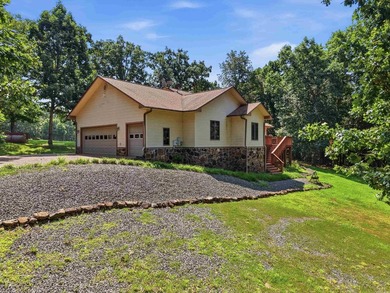Enjoy the perfect blend of golf, lake and resort-style living in - photo 46