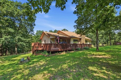 Enjoy the perfect blend of golf, lake and resort-style living in - photo 47
