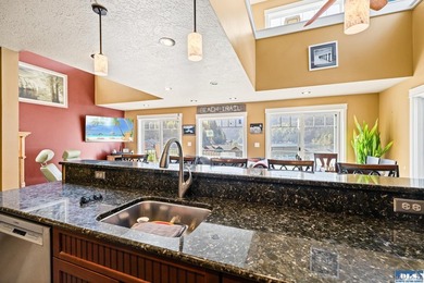 A rare opportunity to own a true slice of paradise on Lake - photo 7