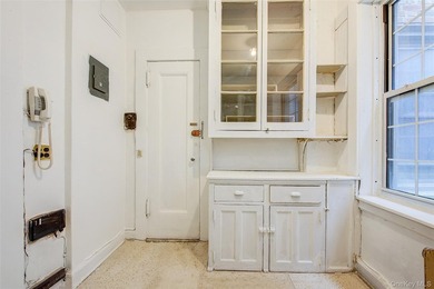 1 BED + 1 BATH The Most PRIVATE Double-Corner Unit Over a - photo 9
