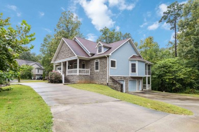 Lake Home For Sale in Burnside, Kentucky