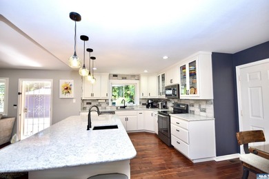 Experience the perfect blend of privacy, luxury, and outdoor - photo 8