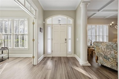 Discover the perfect blend of coastal elegance and serene island - photo 4