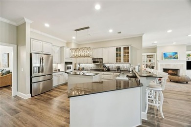 Discover the perfect blend of coastal elegance and serene island - photo 10