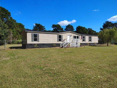 Lake Home For Sale in Summerton, South Carolina