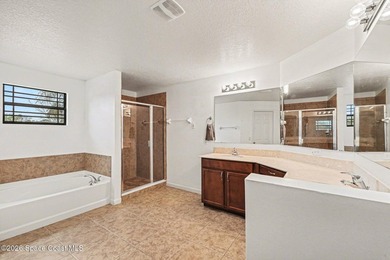 Seller motivated! 5K seller concession! Impeccably maintained 2 - photo 13