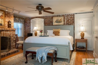 This classic Savannah gray brick townhome, located in the heart - photo 18