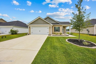 Built in 2023, beautifully maintained, and serving up pond views - photo 1