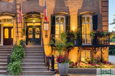 This classic Savannah gray brick townhome, located in the heart - photo 50