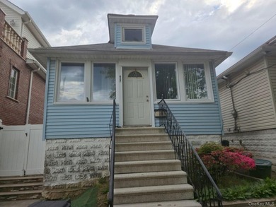 Charming two bedroom, one bath home featuring bright living - photo 4