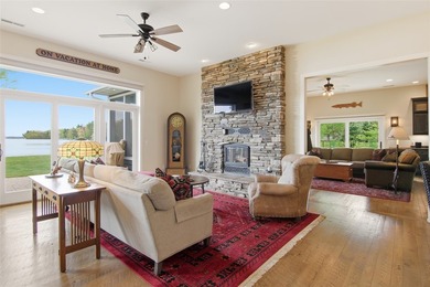 Do you want a beautiful lake home with a sandy beach, on a level - photo 6