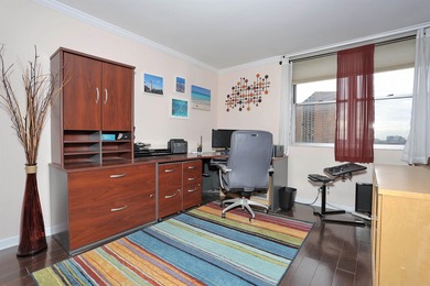 Renovated  Corner One Bedroom Apartment on Boulevard East Approx