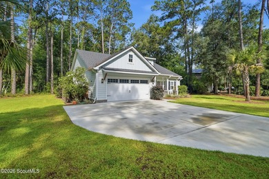 Discover the coastal charm of Belvedere Island Plantation, a - photo 2