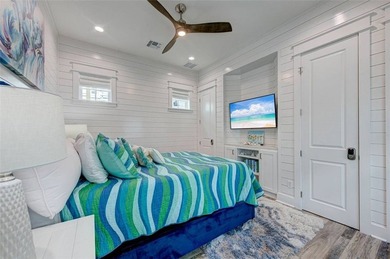 Welcome to *The Blue Flamingo*, a beautifully furnished retreat - photo 27