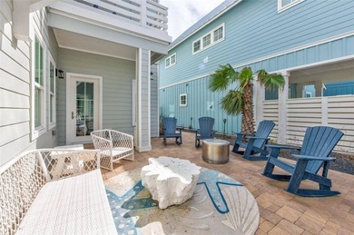 Welcome to *The Blue Flamingo*, a beautifully furnished retreat - photo 34