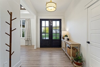 Priced well under appraised value, this is an unbelievable deal! - photo 2