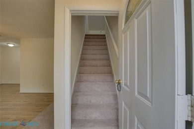 Welcome Home! This updated and upgraded 5 bedrooms, 3 full baths - photo 6