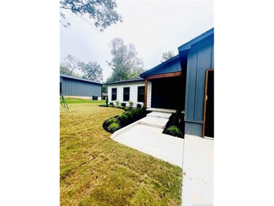 Grand Lake O the Cherokees Home For Sale in Monkey Island Oklahoma