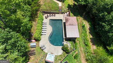Toccoa House Properties is a rare riverfront hospitality - photo 10