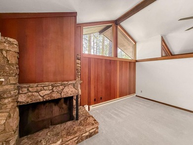 Welcome to easy mountain living in the heart of Graeagle. This - photo 5