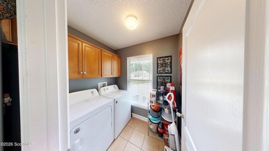 Pristine extremely well kept fresh feeling home in a culdesac - photo 10
