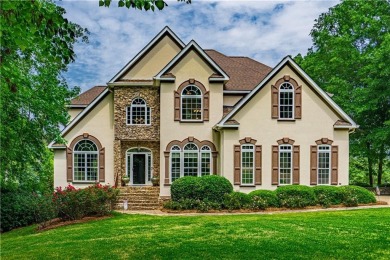 Lake Home Sale Pending in Smiths Station, Alabama