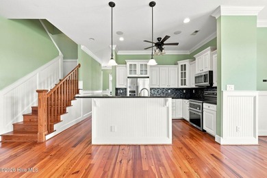 Custom craftsmanship, breathtaking golf course views, and - photo 12