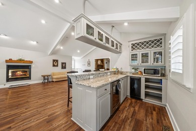Welcome to this spectacular 5 Bedroom, 3.5 Bath custom home - photo 13