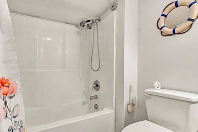 Your lakeside happy place is calling! This fully move-in-ready 1 - photo 18
