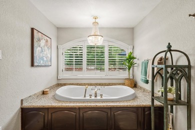 Welcome to this spectacular 5 Bedroom, 3.5 Bath custom home - photo 22
