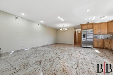Please welcome this detached multi-family! This brilliant home - photo 5