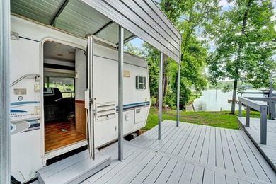 Your lakeside happy place is calling! This fully move-in-ready 1 - photo 28
