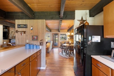 Seller is the 2nd owner since this unit was built in the early - photo 29