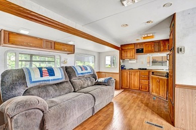 Your lakeside happy place is calling! This fully move-in-ready 1 - photo 29
