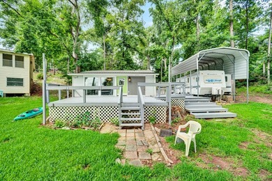 Your lakeside happy place is calling! This fully move-in-ready 1 - photo 34