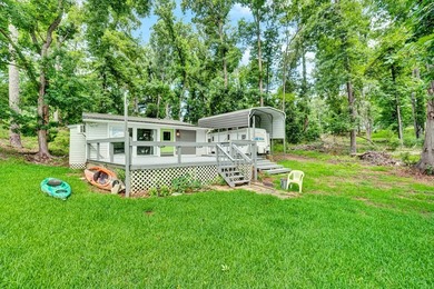 Your lakeside happy place is calling! This fully move-in-ready 1 - photo 35