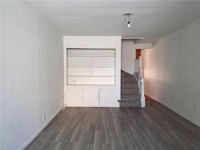 Don't miss this excellent investment or owner-occupant - photo 8