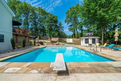 Welcome to this spectacular 5 Bedroom, 3.5 Bath custom home - photo 40
