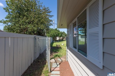 Meticulously updated from top to bottom, this move-in ready - photo 5