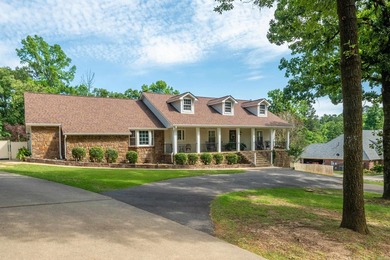 Welcome to this spectacular 5 Bedroom, 3.5 Bath custom home - photo 48