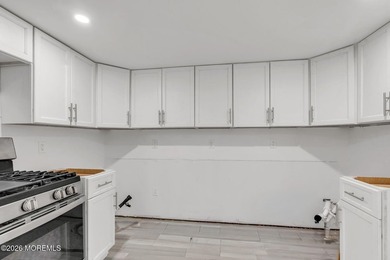 Prestigious New Construction in Long Branch with room for a pool - photo 49